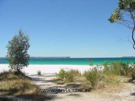 Walk to this Jervis Bay Beach - south coast NSW